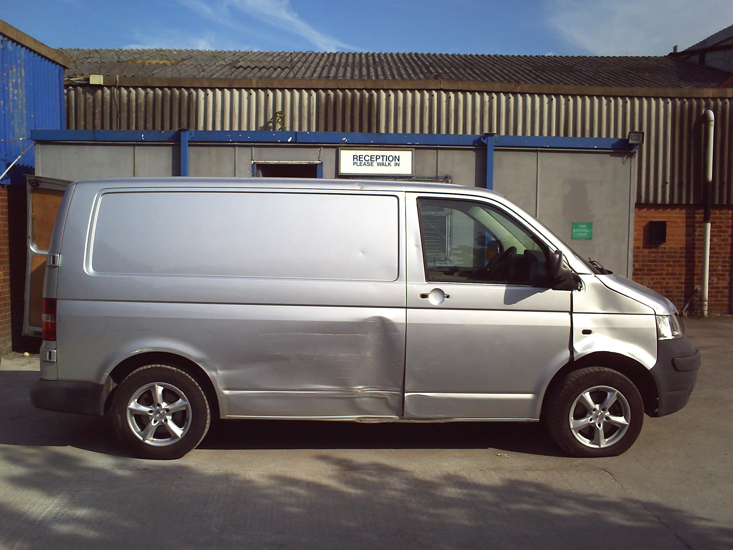 Volkswagen Transporter in reperation of on going insurance repair work at our facilities based in Hull